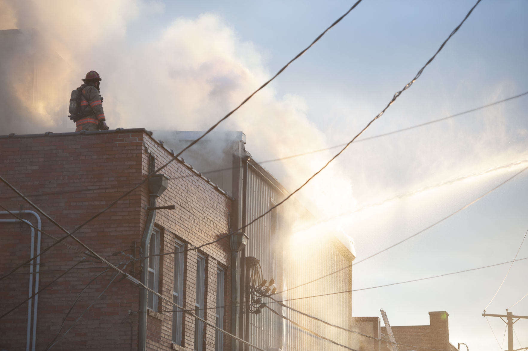 Shores Building Fire 15 (03/21/19)